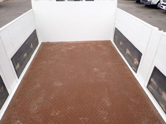 ISUZU ELF 2018 Image 31