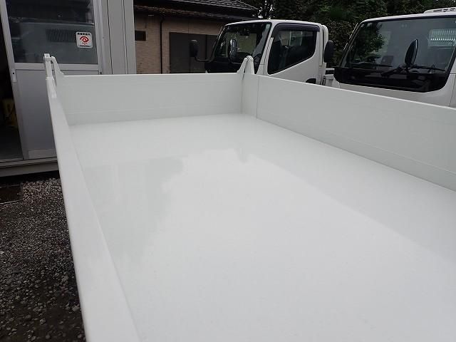 MITSUBISHI CANTER 2025 Image 31