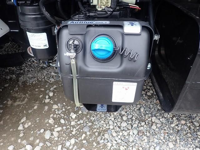 MITSUBISHI CANTER 2025 Image 31