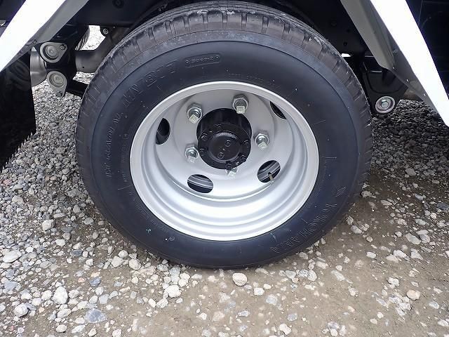 MITSUBISHI CANTER 2025 Image 31