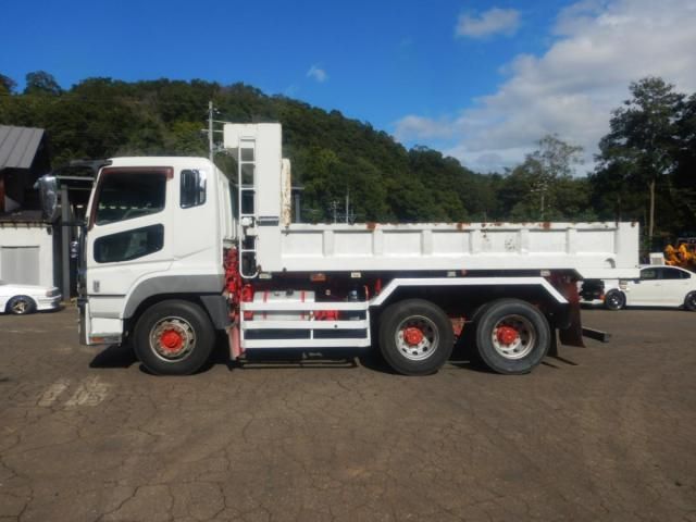 MITSUBISHI FUSOU SUPER GREAT 2012 Image 31