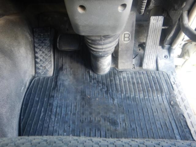 MITSUBISHI FUSOU SUPER GREAT 2012 Image 31