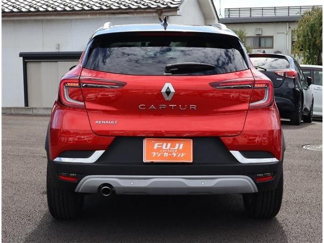 RENAULT CAPTUR 2022 Image 31