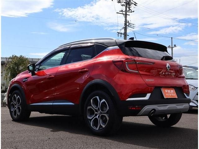 RENAULT CAPTUR 2022 Image 31