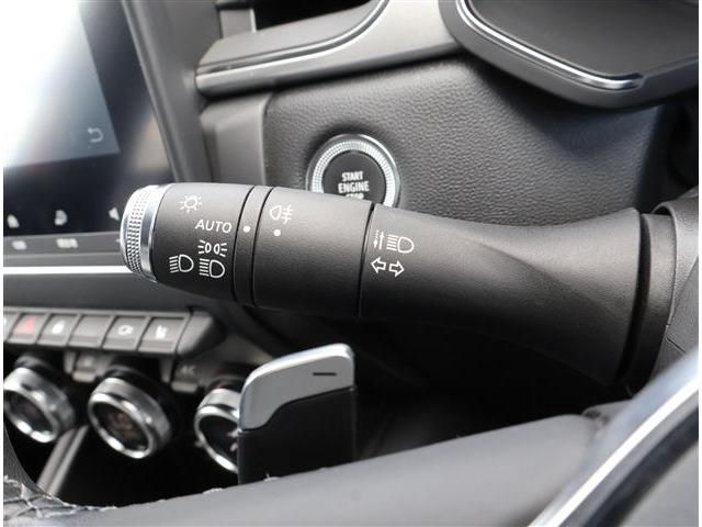 RENAULT CAPTUR 2022 Image 31