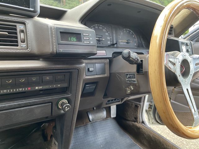 TOYOTA MARK2 WAGON 1992 Image 31