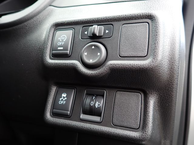 NISSAN NOTE 2018 Image 31