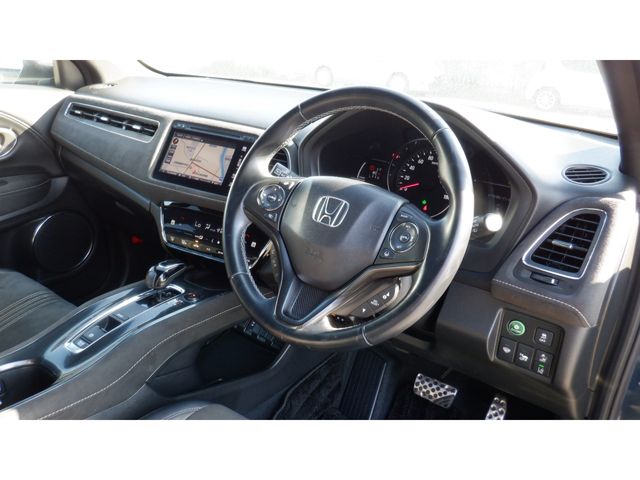 HONDA VEZEL HYBRID 2018 Image 31