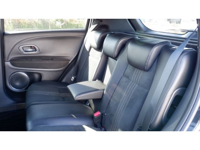 HONDA VEZEL HYBRID 2018 Image 31