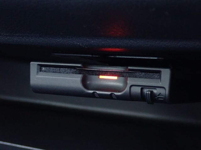 NISSAN MARCH 2018 Image 31