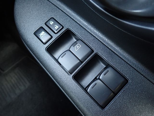 NISSAN MARCH 2018 Image 31