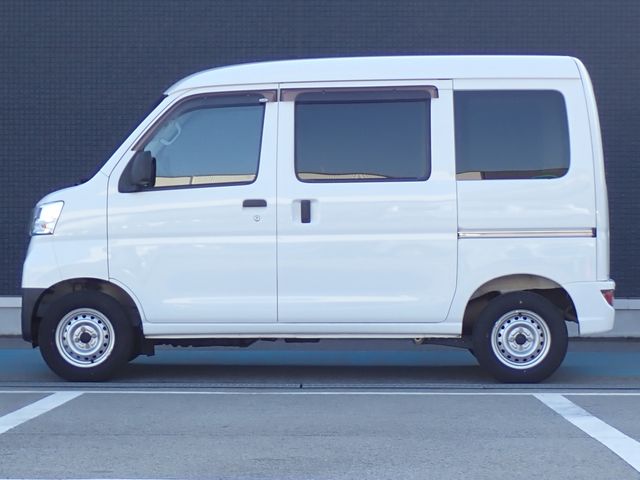 DAIHATSU HIJET CARGO 2021 Image 31