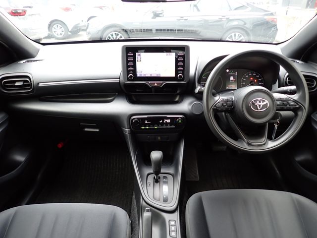 TOYOTA YARIS HYBRID 2020 Image 31