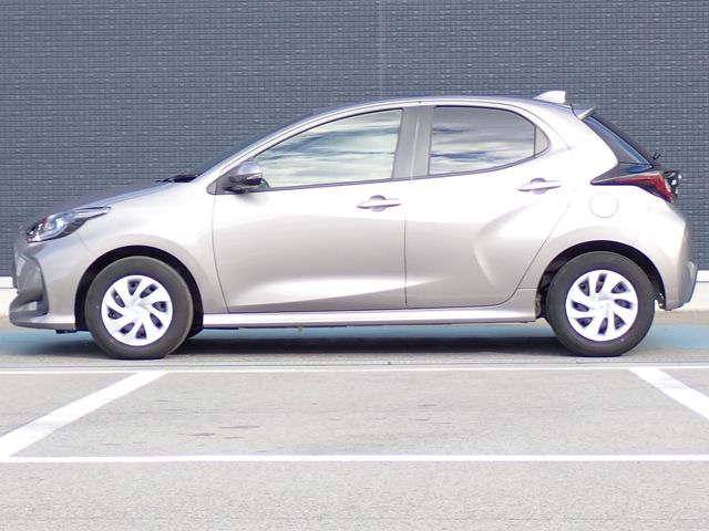 TOYOTA YARIS HYBRID 2020 Image 31