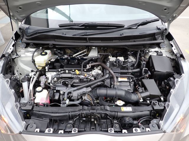 TOYOTA YARIS HYBRID 2020 Image 31