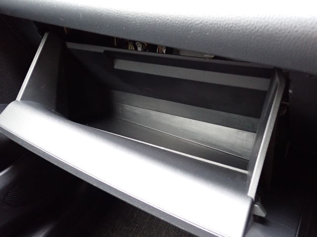 TOYOTA YARIS HYBRID 2020 Image 31