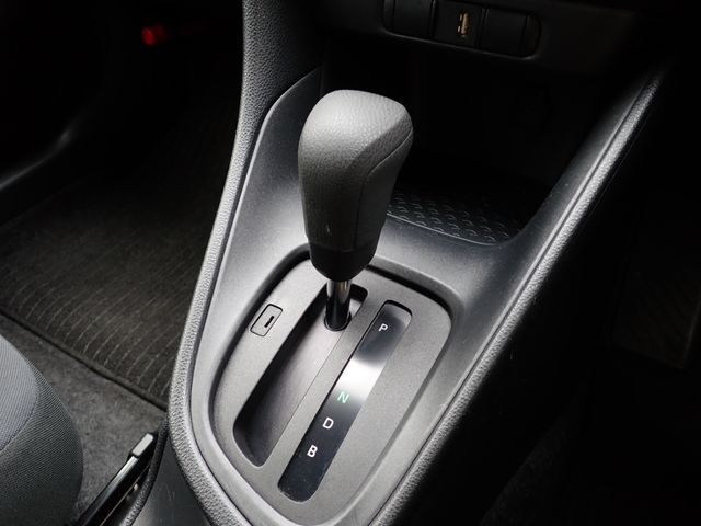 TOYOTA YARIS HYBRID 2020 Image 31