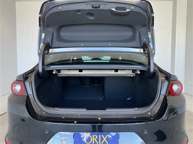 MAZDA 3 SEDAN 2022 Image 31