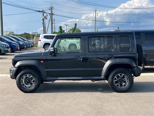 SUZUKI JIMNY NOMADE 2025 Image 31