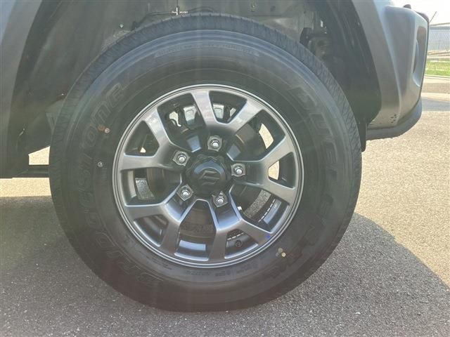 SUZUKI JIMNY NOMADE 2025 Image 31