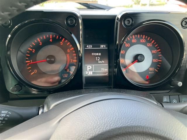 SUZUKI JIMNY NOMADE 2025 Image 31