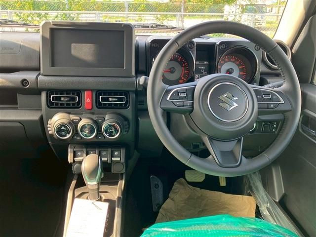 SUZUKI JIMNY NOMADE 2025 Image 31