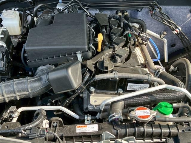 SUZUKI JIMNY NOMADE 2025 Image 31