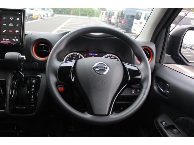 NISSAN NV350 CARAVAN 2021 Image 31