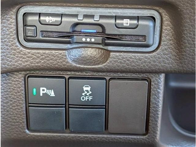 HONDA N BOX 2021 Image 31