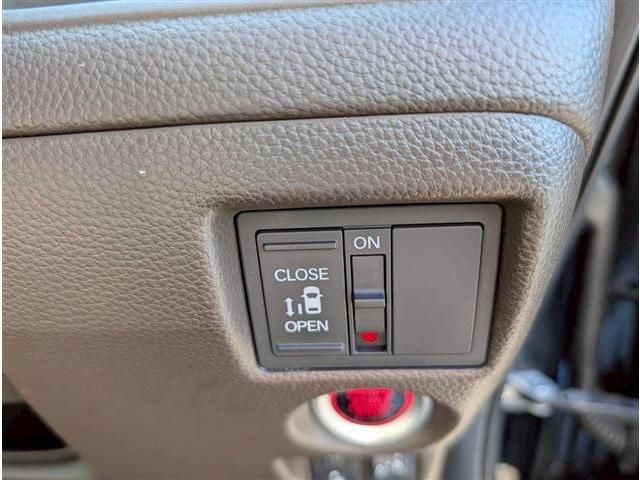 HONDA N BOX 2021 Image 31