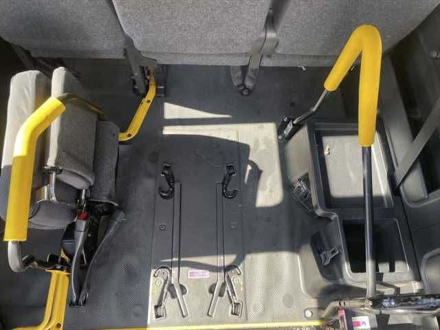 TOYOTA HIACE VAN 1.25T 2WD 2013 Image 31