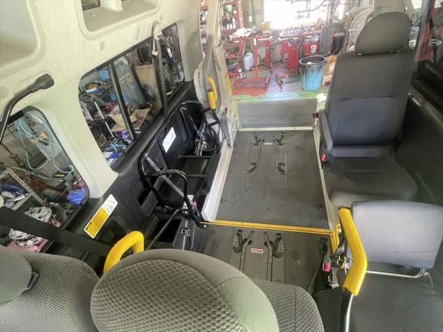 TOYOTA HIACE VAN 1.25T 2WD 2013 Image 31