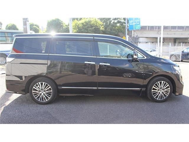 NISSAN ELGRAND 2021 Image 31