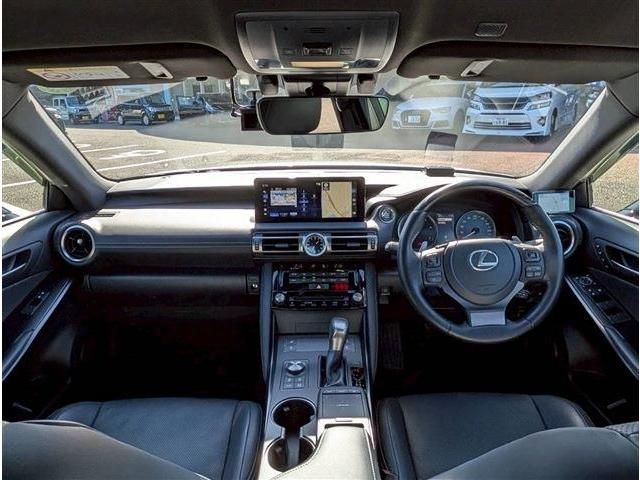 TOYOTA LEXUS IS300 2020 Image 31