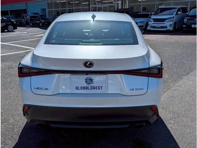 TOYOTA LEXUS IS300 2020 Image 31
