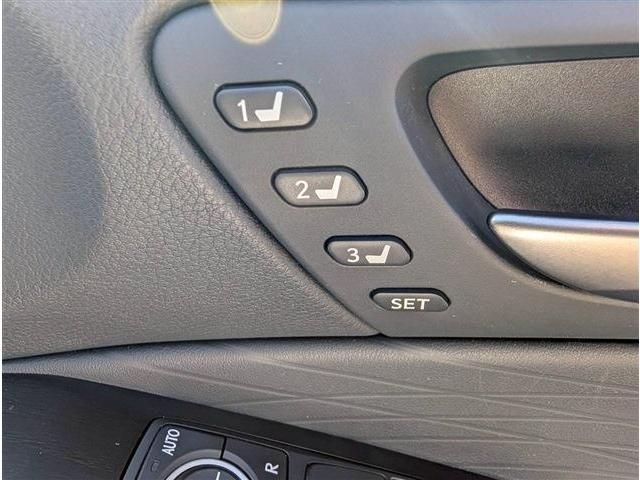 TOYOTA LEXUS IS300 2020 Image 31