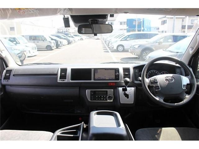 TOYOTA HIACE WAGON 2017 Image 31