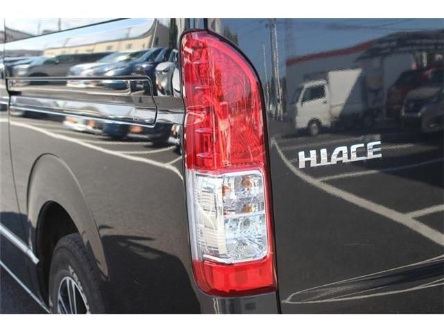 TOYOTA HIACE WAGON 2017 Image 31