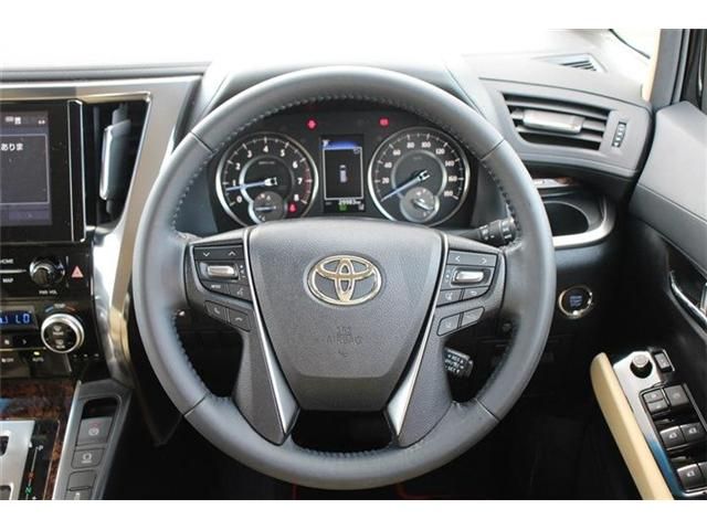 TOYOTA ALPHARD 2020 Image 31