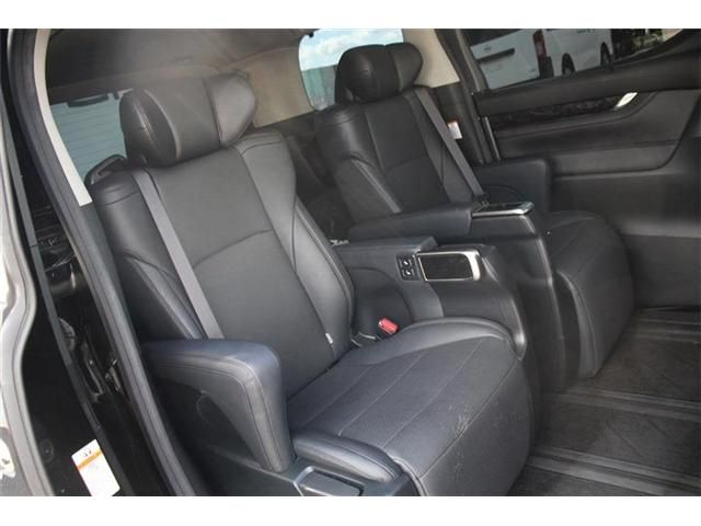 TOYOTA ALPHARD 2018 Image 31