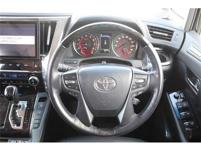 TOYOTA ALPHARD 2018 Image 31