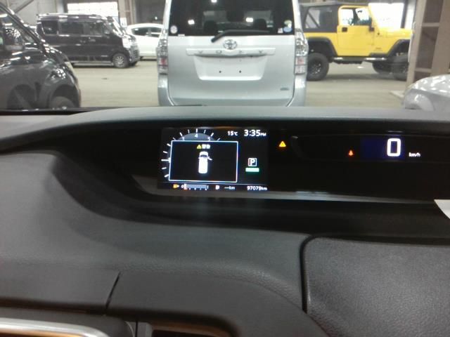 NISSAN SERENA  S-HYBRID 4WD 2016 Image 31