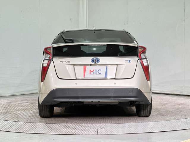 TOYOTA PRIUS 2016 Image 31