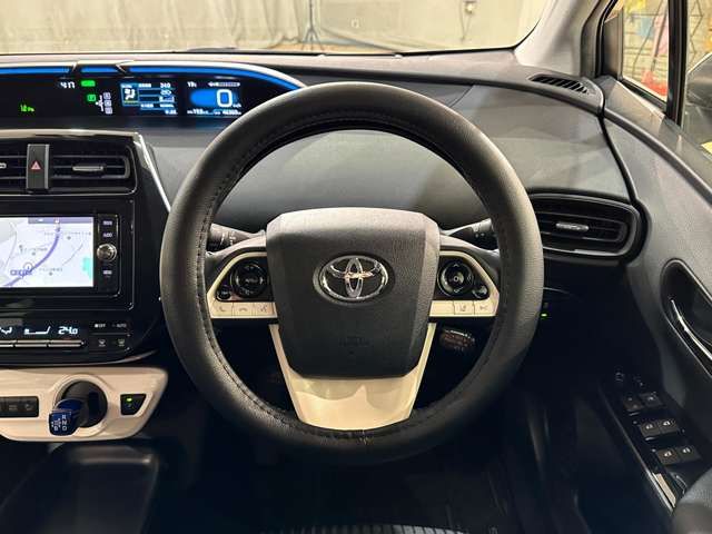 TOYOTA PRIUS 2016 Image 31