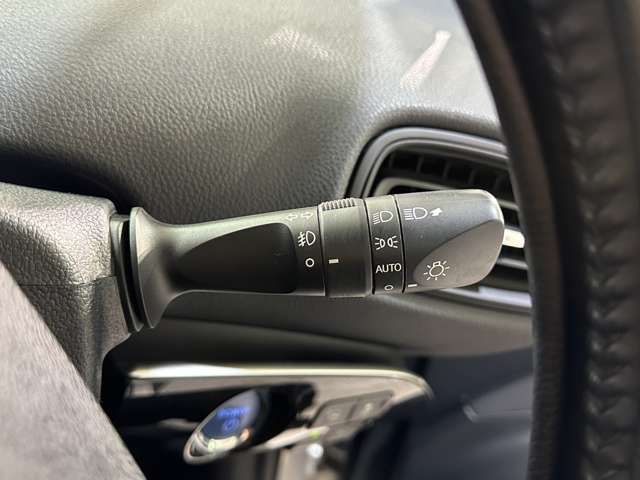 TOYOTA PRIUS 2016 Image 31