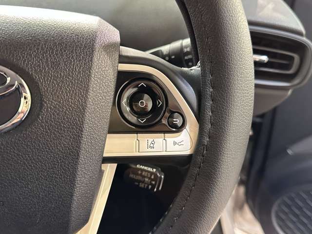 TOYOTA PRIUS 2016 Image 31