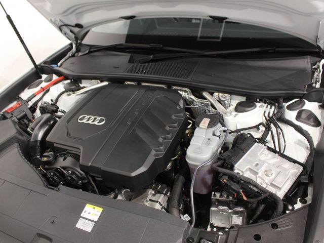 AUDI A6 AVANT 2024 Image 31