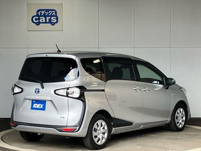 TOYOTA SIENTA HYBRID 2017 Image 31