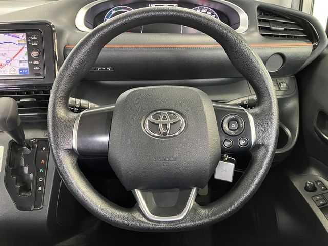 TOYOTA SIENTA HYBRID 2017 Image 31