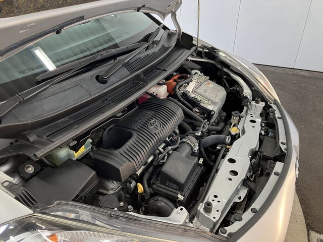 TOYOTA SIENTA HYBRID 2017 Image 31